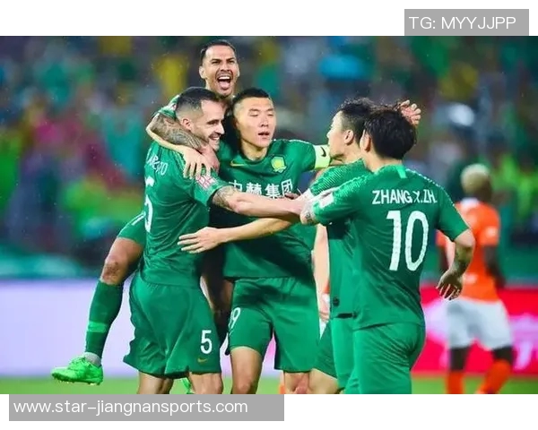 武汉排球队在最新排球耐力排名中稳居第一名引发广泛关注实时数据